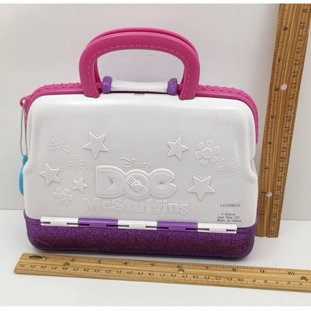 Disney Junior Doc McStuffins Toy Hospital Doctor's Bag Play Set with Accessories